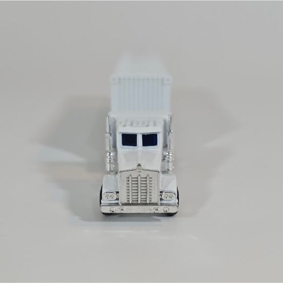 VTG White Kenworth Tractor 40 Foot Container 1/28 Die Cast Shinsei Collectible - Picture 2 of 9